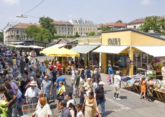 Daire Sonnige Beim Yppenplatz Viyana